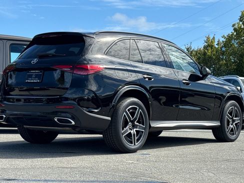 Certified 2024 Mercedes-Benz GLC 300 image 9