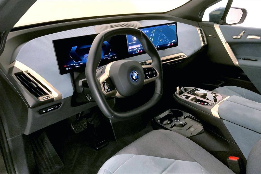 Certified 2024 BMW iX xDrive50 w/ Premium Package AWD/4WD image 21