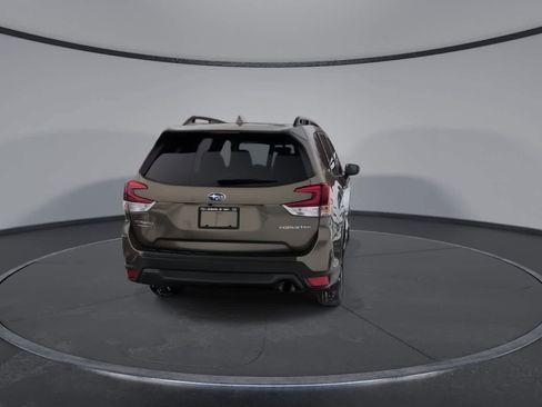 Certified 2023 Subaru Forester Premium image 7