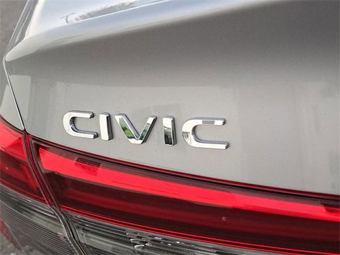 Used 2023 Honda Civic Sport image 8
