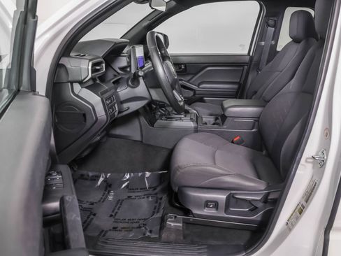 Used 2024 Toyota Tacoma SR RWD image 7