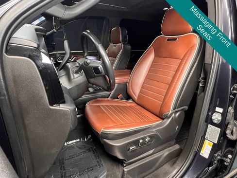 Used 2024 GMC Sierra 3500 Denali Ultimate image 3