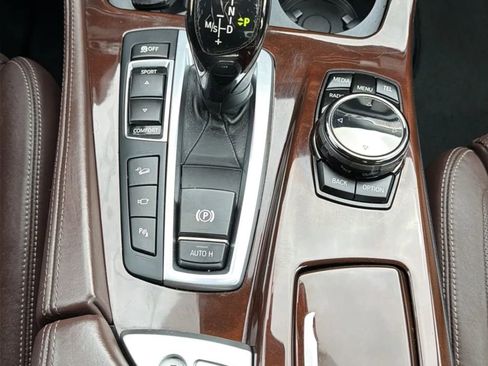 Used 2016 BMW 550i xDrive Sedan AWD/4WD image 19