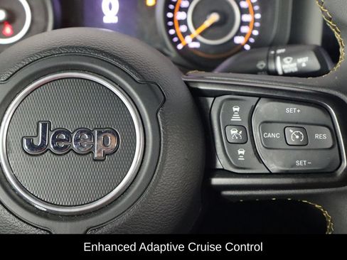 Used 2025 Jeep Wrangler Unlimited Sport AWD/4WD image 10