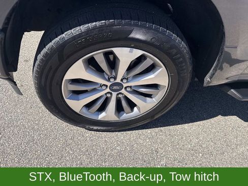 Used 2018 Ford F150 XL w/ Equipment Group 101A Mid AWD/4WD image 10