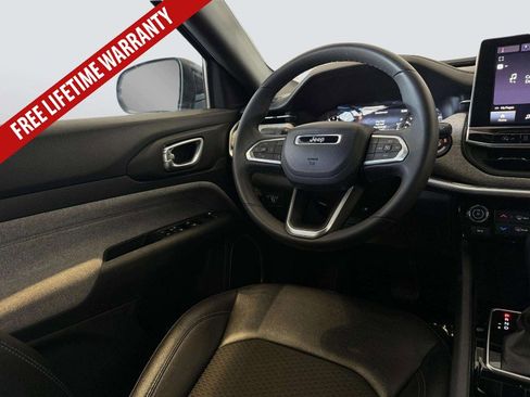 Used 2024 Jeep Compass Latitude AWD/4WD image 20
