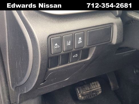 Used 2024 Mitsubishi Eclipse Cross SE image 28