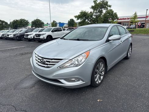 Used 2011 Hyundai Sonata SE FWD image 6