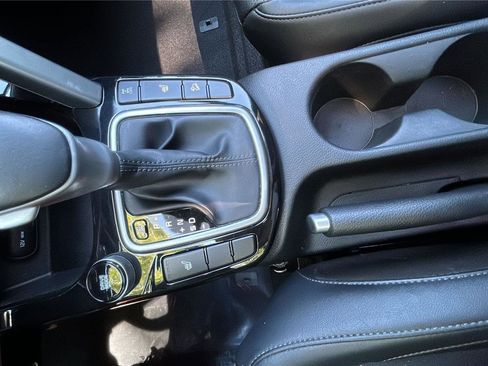 Used 2023 Kia Seltos EX AWD/4WD image 19