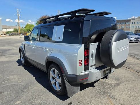 Used 2020 Land Rover Defender 110 First Edition AWD/4WD image 3