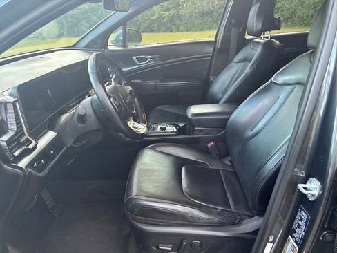 Used 2023 Kia Sportage EX image 28