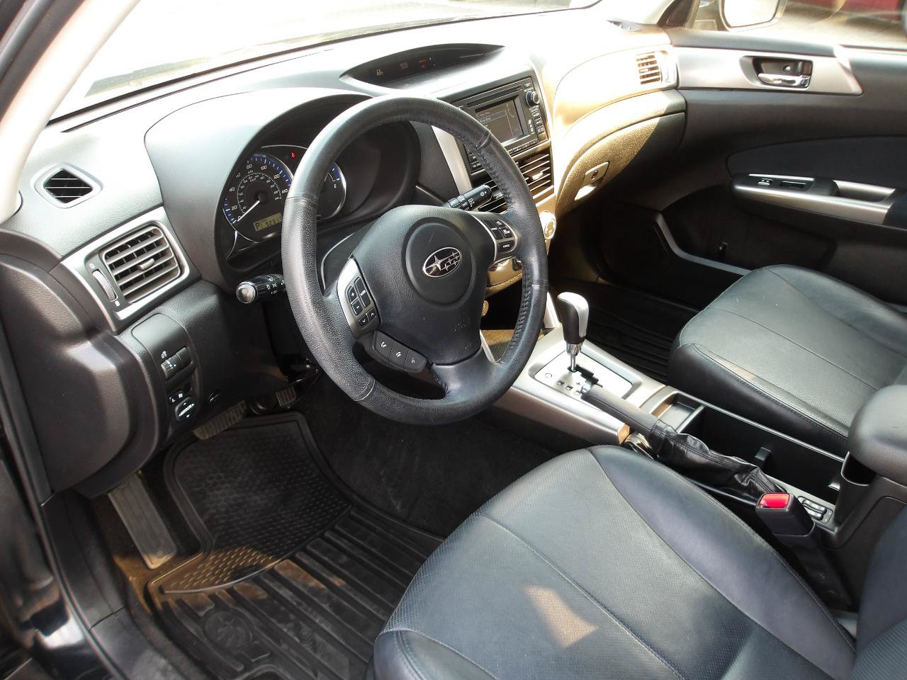Used 2012 Subaru Forester 2.5X Limited AWD/4WD image 9