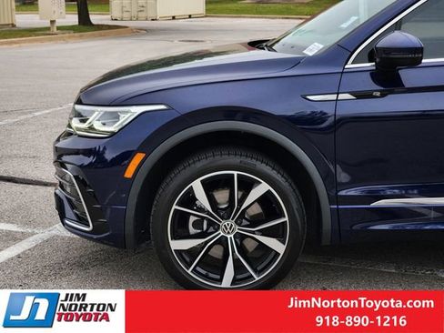 Used 2023 Volkswagen Tiguan SEL R-Line AWD/4WD image 9