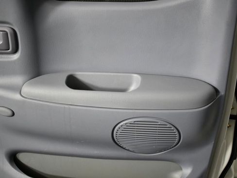 Used 2000 Toyota Tundra SR5 image 35