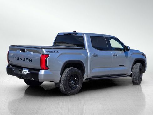 Used 2022 Toyota Tundra SR5 w/ TRD Off-Road Premium Package AWD/4WD image 4