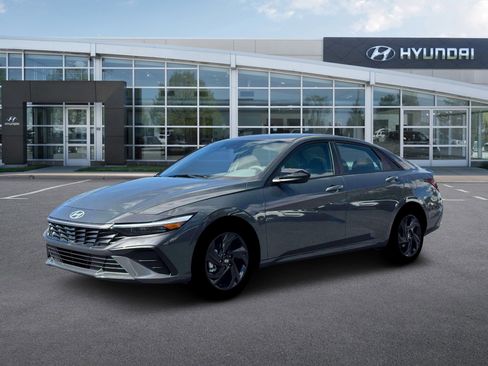 New 2026 Hyundai Elantra Sport FWD image 2