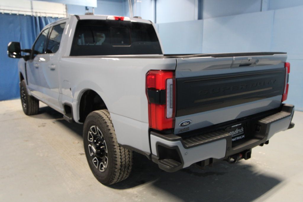 Used 2025 Ford F350 Platinum AWD/4WD image 33
