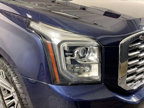 Used 2019 GMC Yukon XL Denali w/ Denali Ultimate Package AWD/4WD image 42