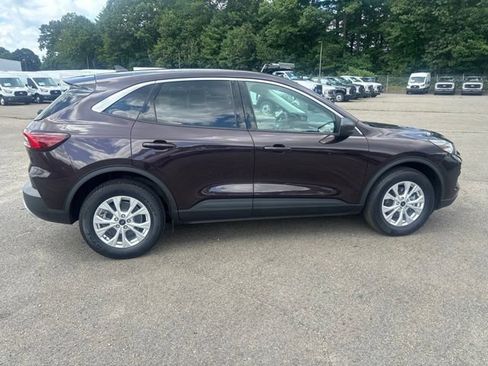 Used 2023 Ford Escape Active w/ Tech Pack #1 AWD/4WD image 6