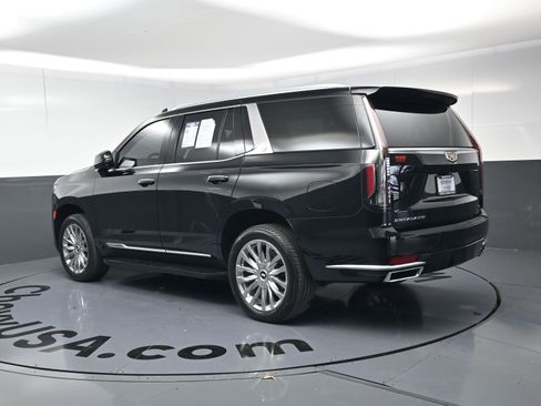 Used 2021 Cadillac Escalade Premium Luxury image 7