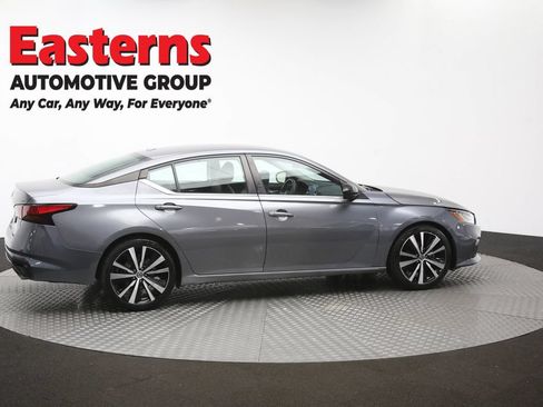 Used 2022 Nissan Altima 2.5 SR FWD image 43