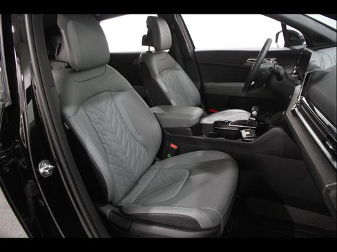 Used 2024 Kia Sportage X-Line w/ X-Line Premium Package AWD/4WD image 17