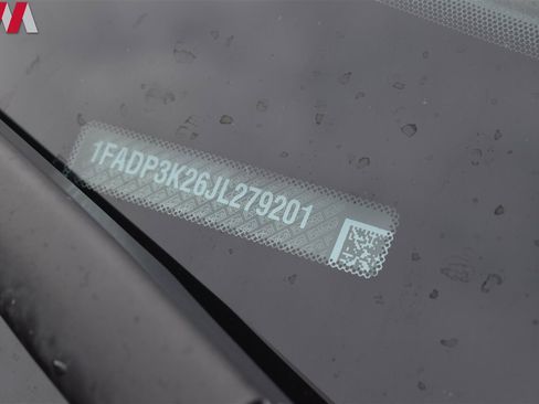 Used 2018 Ford Focus SE w/ Cold Weather Package image 28