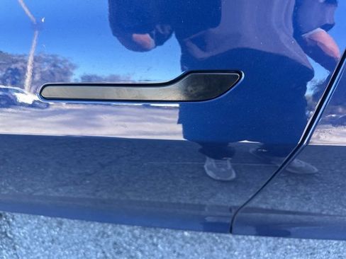 Used 2022 Tesla Model 3 Performance image 11