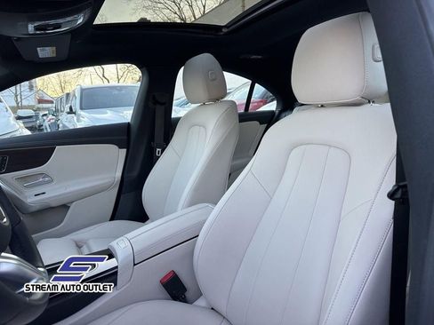 Used 2024 Mercedes-Benz CLA 250 4MATIC image 17
