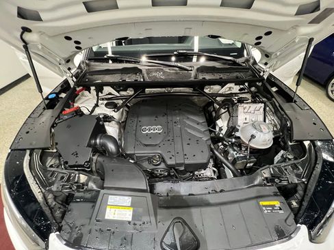 Used 2021 Audi Q5 2.0T Premium Plus w/ Premium Plus Package image 46