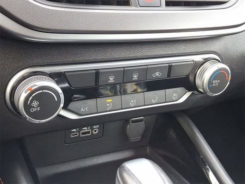 Used 2023 Nissan Altima 2.5 SR image 18