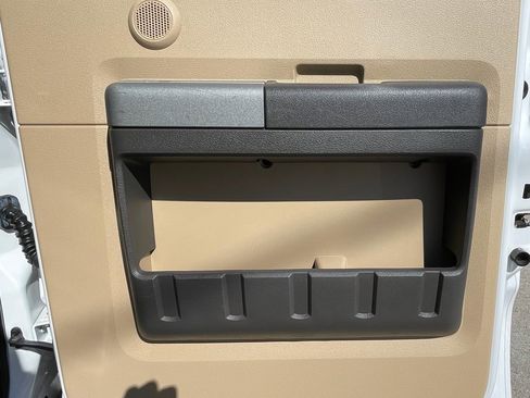 Used 2016 Ford F250 Lariat w/ Chrome Package image 35