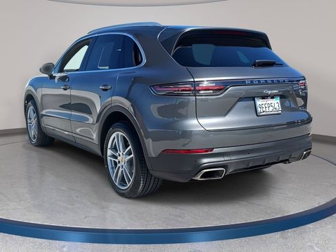 Used 2023 Porsche Cayenne Base image 8