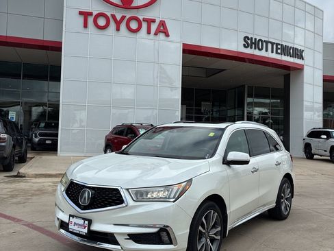 Used 2019 Acura MDX FWD w/ Advance Package image 2