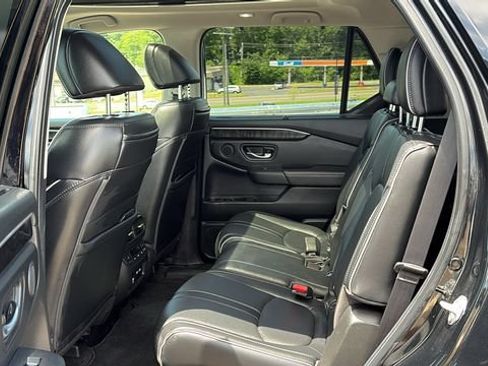 Used 2023 Honda Pilot Elite image 22