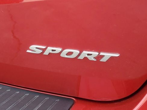 Certified 2023 Honda Odyssey Sport image 9
