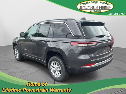 Used 2025 Jeep Grand Cherokee Laredo X w/ Trailer Tow Package image 4