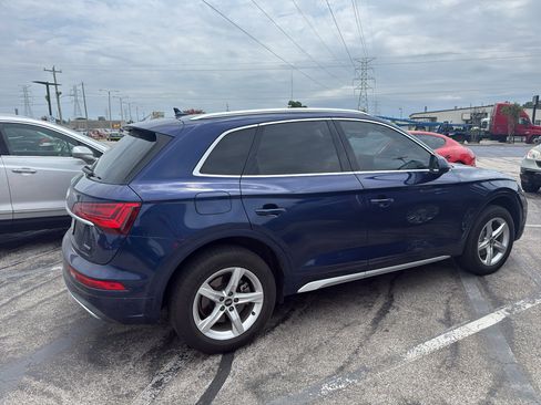 Used 2021 Audi Q5 2.0T Premium w/ Convenience Package AWD/4WD image 2