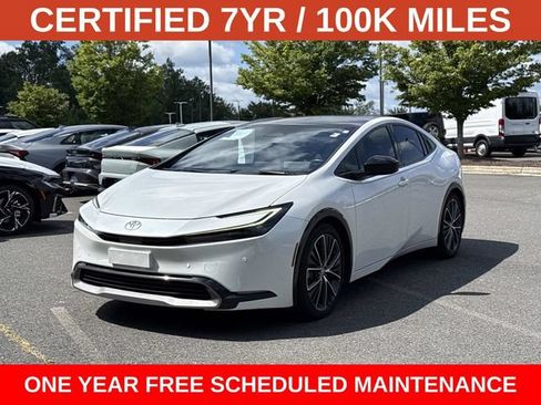 Used 2025 Toyota Prius Limited FWD image 5