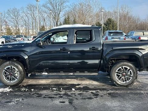 New 2026 Toyota Tacoma TRD Sport image 4
