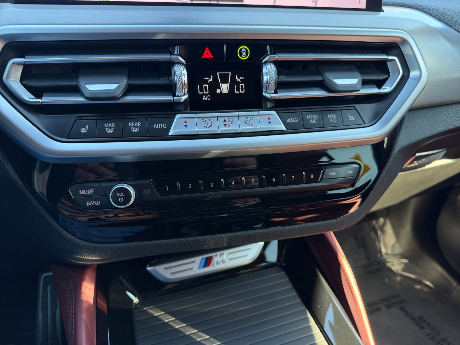 Used 2025 BMW X4 M40i AWD/4WD image 20