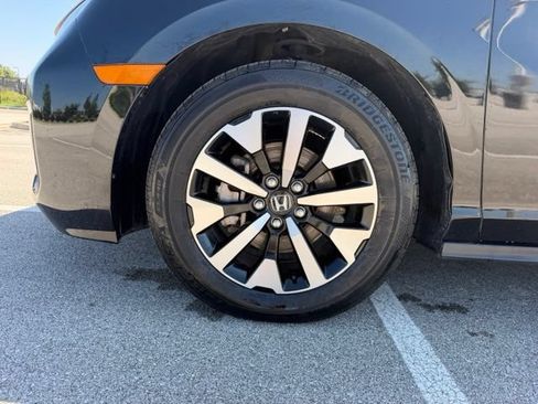 Used 2025 Honda Odyssey EX-L image 11
