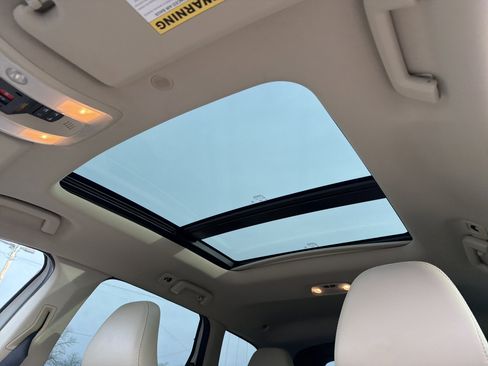 Used 2016 Volvo XC60 T6 w/ Climate Package image 27