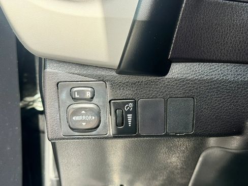 Used 2018 Toyota Corolla LE w/ LE Premium Package image 25