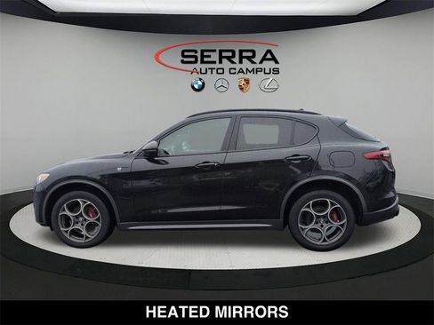 Used 2023 Alfa Romeo Stelvio Ti image 16