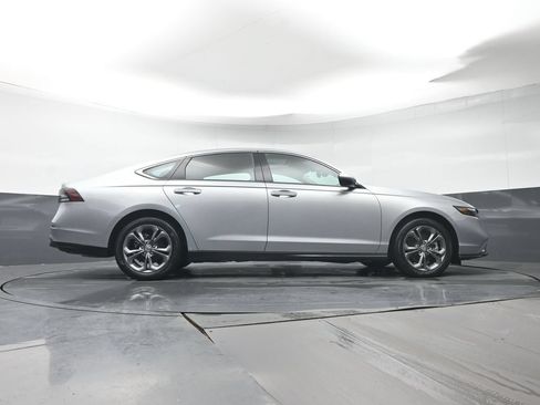 Used 2024 Honda Accord EX-L image 34