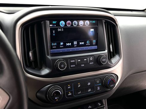 Used 2018 Chevrolet Colorado Z71 AWD/4WD image 20