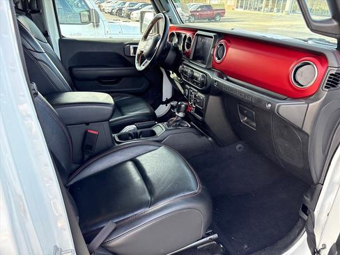 Used 2021 Jeep Wrangler Unlimited Rubicon image 35