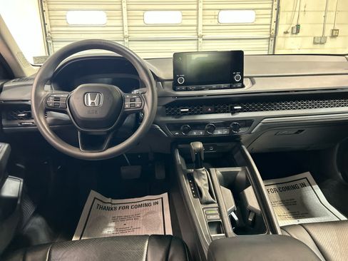 Used 2024 Honda Accord EX image 4