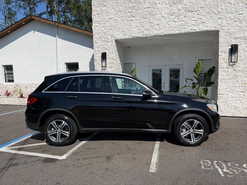 Used 2016 Mercedes-Benz GLC 300 4MATIC image 19